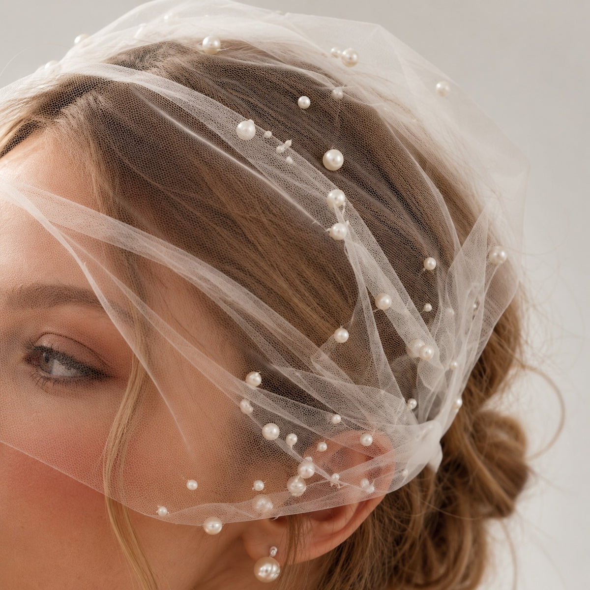 Pearl Mini Face Veil